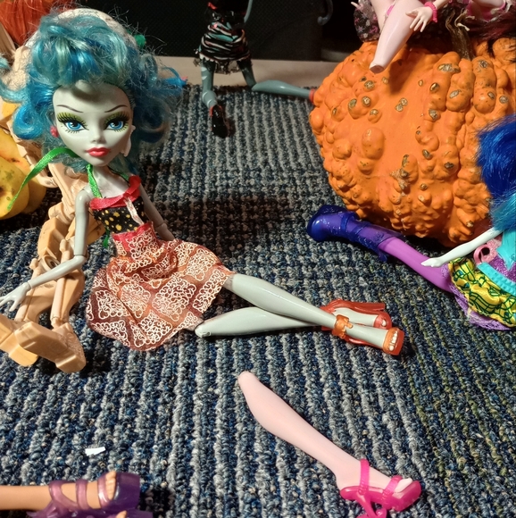 Monster High Escape From Skull Shores Set(Battle Droid Included) - Picture 5 of 13